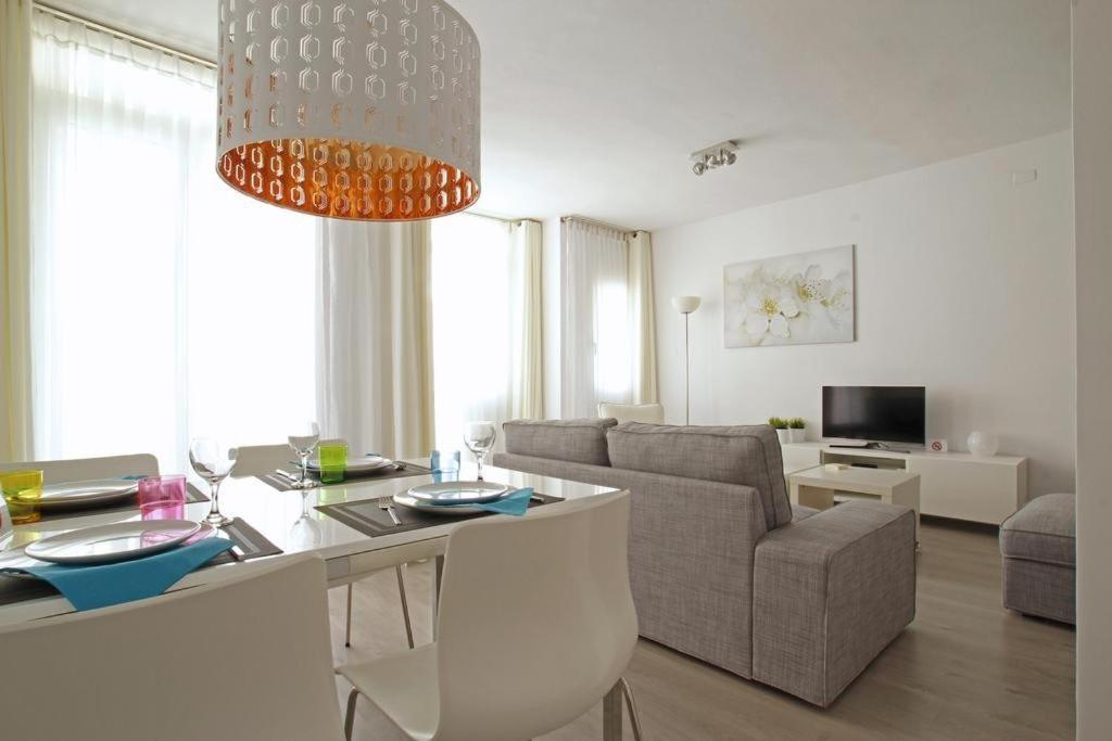 Warm Sands Apartment By Hello Homes Sitges Exteriör bild