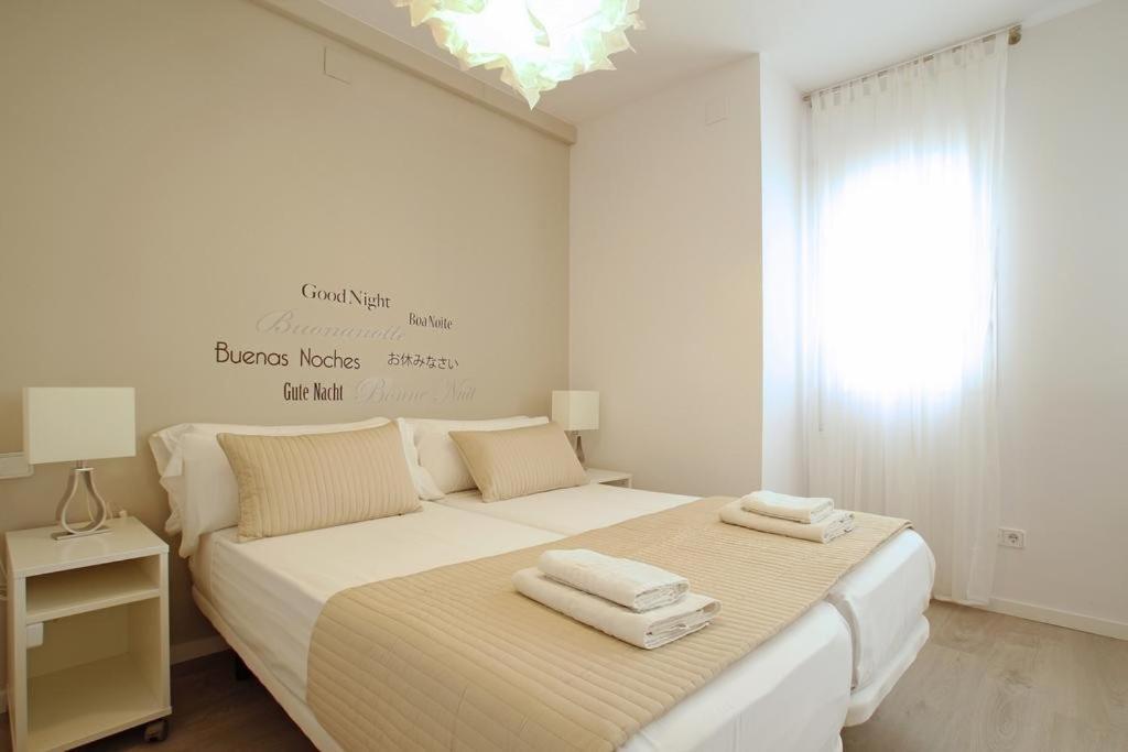 Warm Sands Apartment By Hello Homes Sitges Exteriör bild